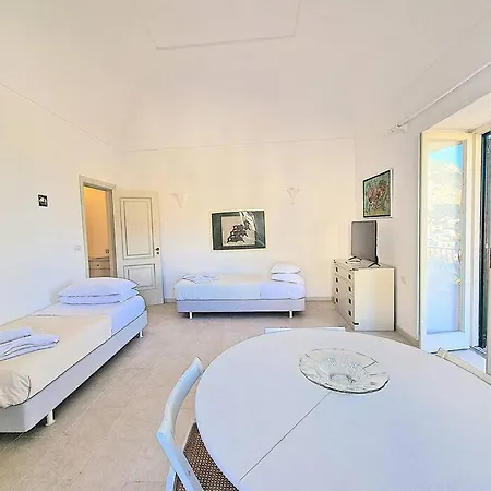 Casa Api カプリ