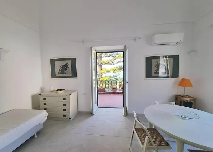 Apartment Casa Api Capri